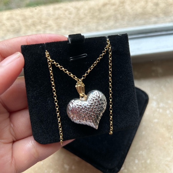 18 KARAT REAL CHUNKY HEART PENDANT GOLD NECKLACE - Picture 4 of 11